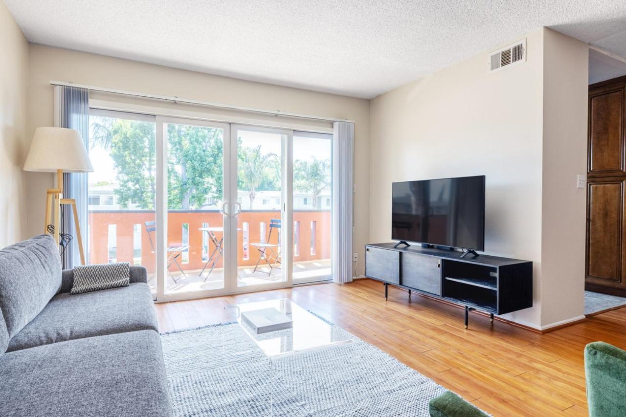 Sherman Oaks 1br W Pool Gym Lounge Nr Tj Wf Lax-462